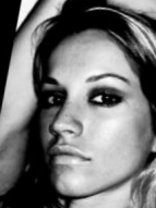 Person who looks like Gisele Bündchen