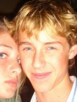 Person who looks like Jeremy Sumpter