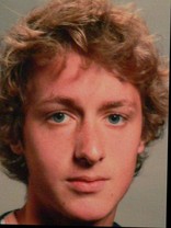 Person who looks like Derek Richardson