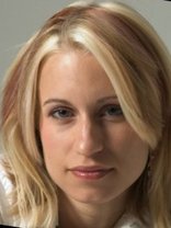 Person who looks like Sarah Carter