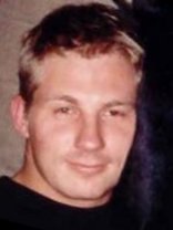 Person who looks like Benjamin McKenzie