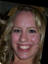 Person who looks like Lizzy Caplan