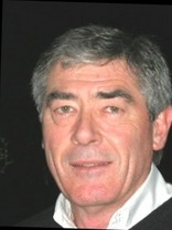 Person who looks like Timothy Hutton