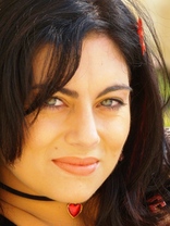 Person who looks like Julianna Margulies