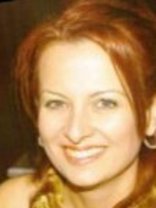 Person who looks like Debra Messing