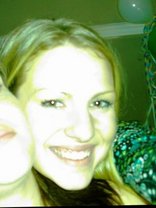 Person who looks like Cara Buono