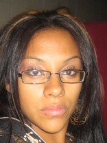 Person who looks like Zoe Saldaña