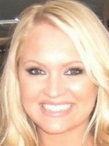 Person who looks like Carrie Underwood