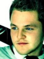 Person who looks like Leonardo DiCaprio