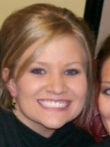 Person who looks like Kelly Clarkson