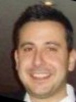 Person who looks like David Schwimmer