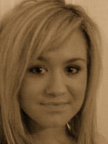 Person who looks like Kelly Clarkson