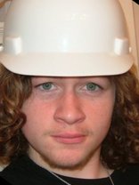 Person who looks like Danny Masterson