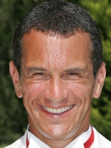 Person who looks like Enrique Murciano