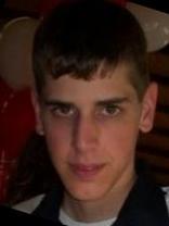 Person who looks like Eric Szmanda