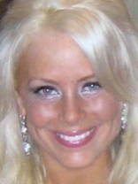 Person who looks like Pamela Anderson