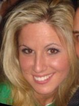 Person who looks like Daisy Fuentes