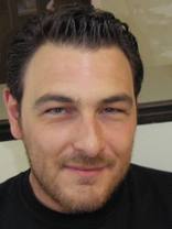 Person who looks like Liev Schreiber