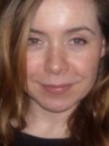 Person who looks like Ellen Pompeo