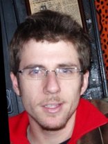 Person who looks like Dylan McDermott