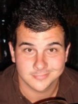 Person who looks like Kyle Chandler