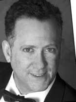 Person who looks like Tom Hanks