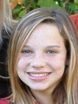 Person who looks like Daveigh Chase