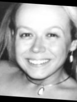 Person who looks like Sarah Wynter