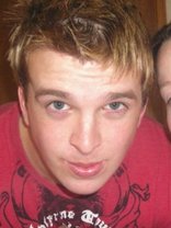 Person who looks like Chris Kattan