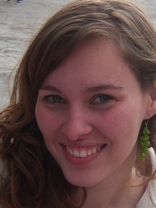 Person who looks like Linda Cardellini