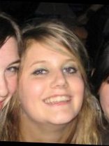 Person who looks like Kaley Cuoco