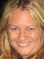 Person who looks like Elisabeth Shue