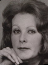 Person who looks like Rosamund Pike