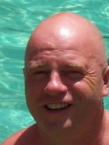 Person who looks like Michael Chiklis