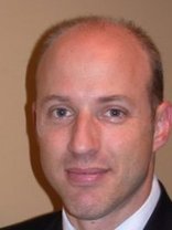 Person who looks like Anthony Edwards