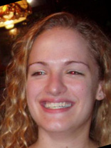 Person who looks like Sarah Wynter