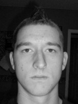 Person who looks like Travis Barker