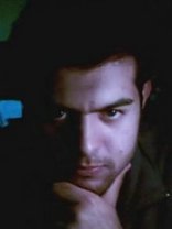 Person who looks like Charlie Sheen