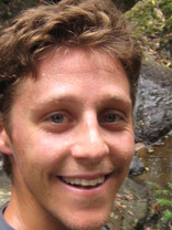 Person who looks like Carlos Ponce