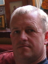 Person who looks like James Caan