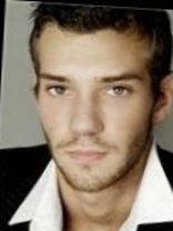 Person who looks like Ryan Phillippe