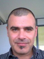 Person who looks like Carlos Bernard