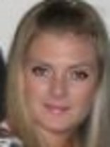 Person who looks like Mena Suvari