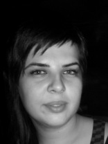 Person who looks like Selma Blair