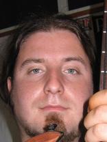 Person who looks like Tom Sizemore