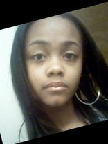 Person who looks like Zoe Saldaña