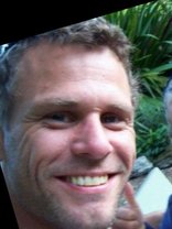 Person who looks like Dennis Quaid