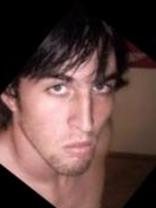 Person who looks like Travis Barker