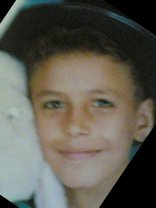 Person who looks like Freddie Highmore