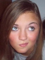 Person who looks like Miley Cyrus